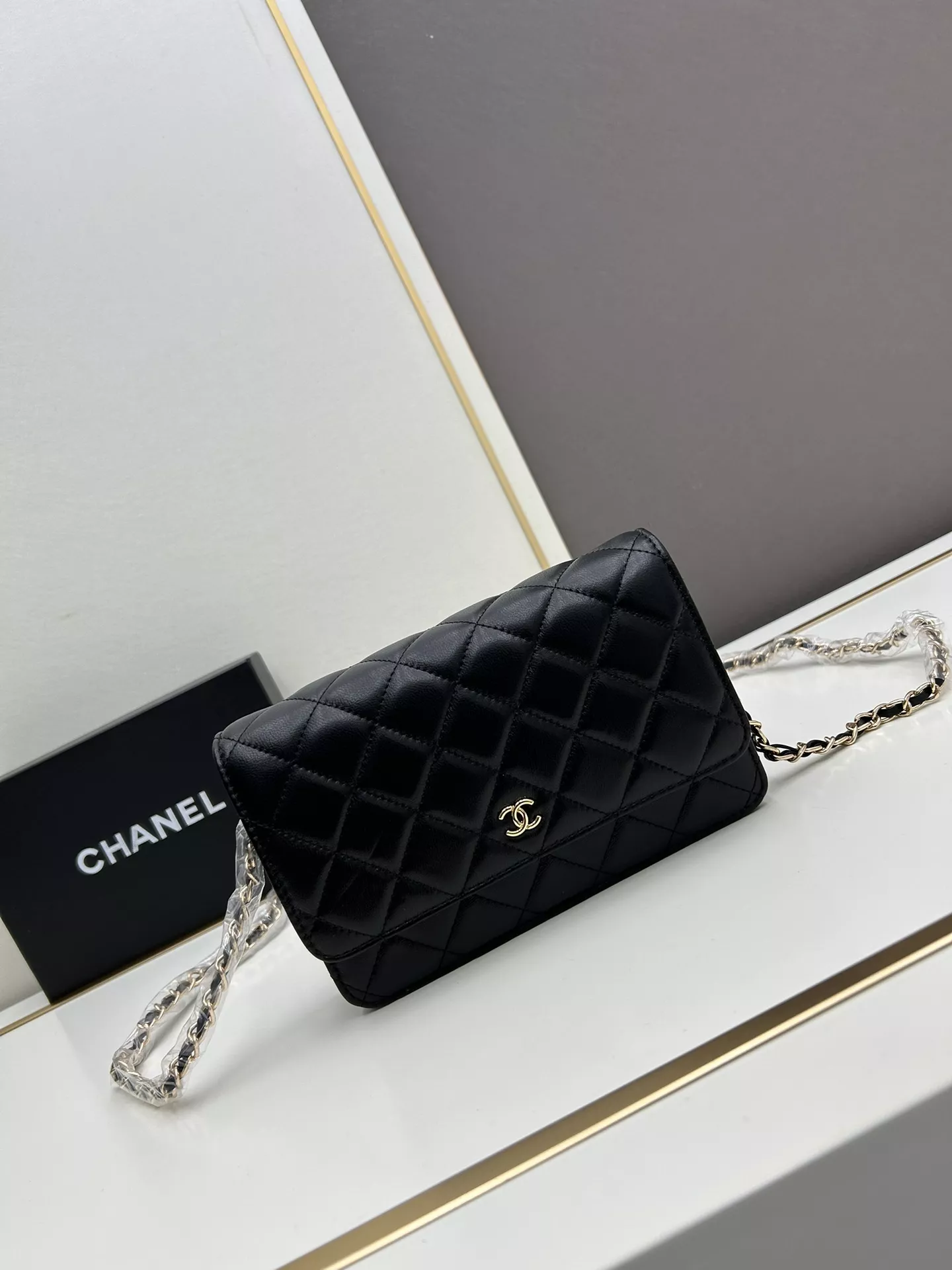 EasyMatch 9539 Chanel AAA Quality Messenger Bags For Women