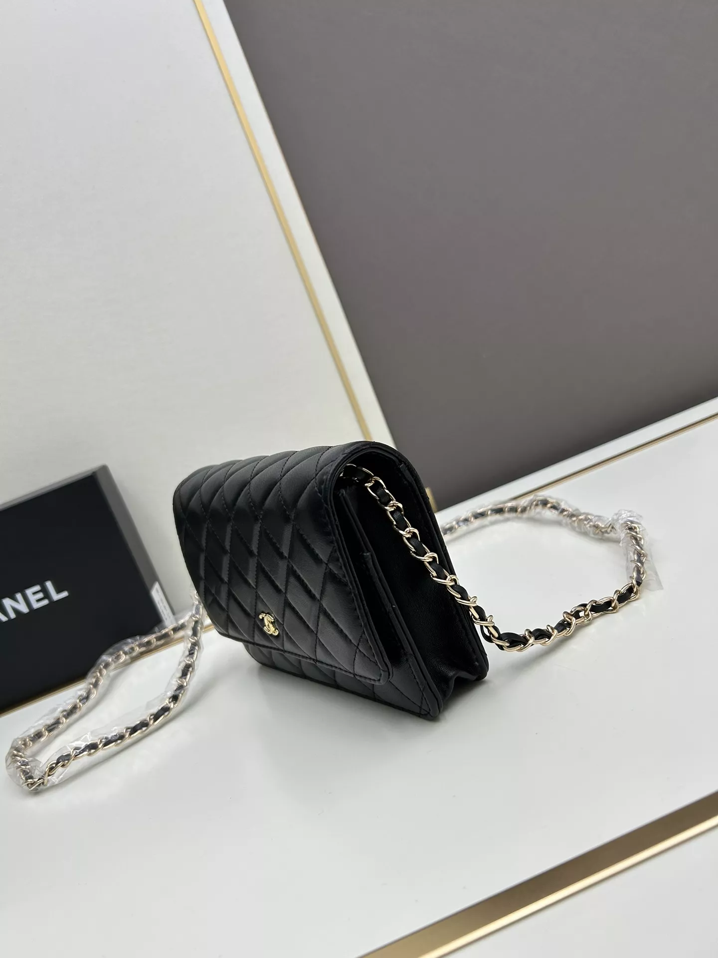 EasyMatch 9539 Chanel AAA Quality Messenger Bags For Women