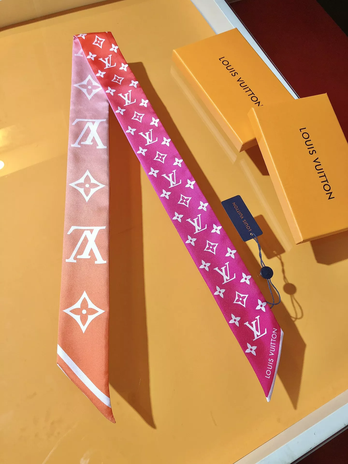 EasyMatch 9691 Louis Vuitton Silk Scarf