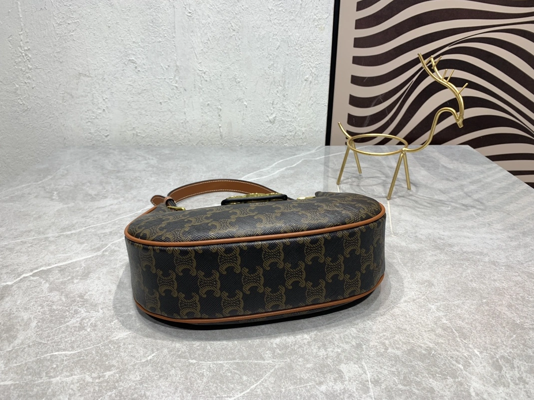 EasyMatch 9819 Celine AAA Quality Shoulder Bags For Women