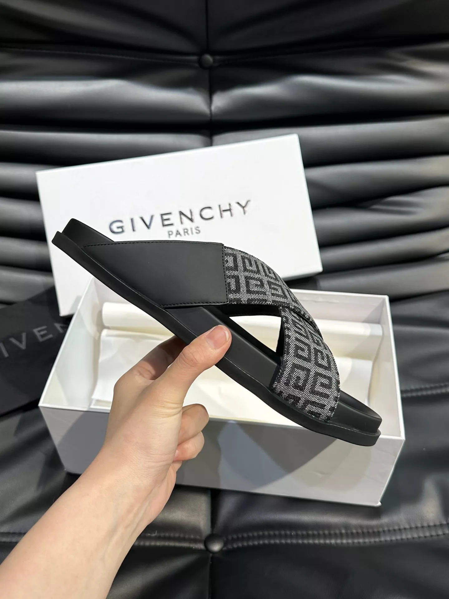 EasyMatch 9878 Givenchy Slippers For Men