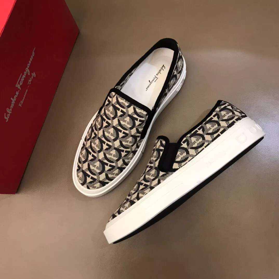 EasyMatch 9883 Salvatore Ferragamo Casual Shoes For Men