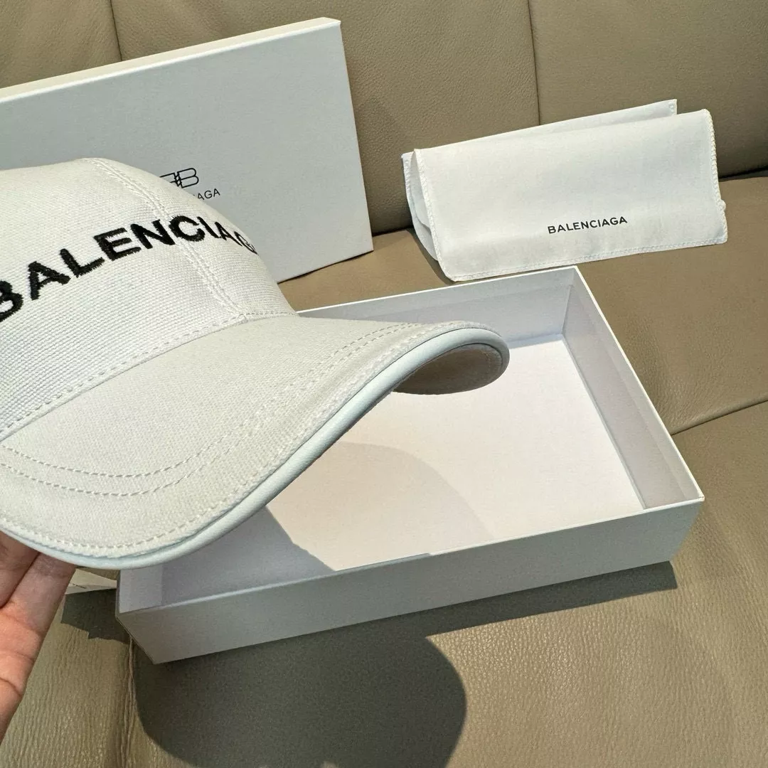 EasyMatch 9960 Balenciaga Caps