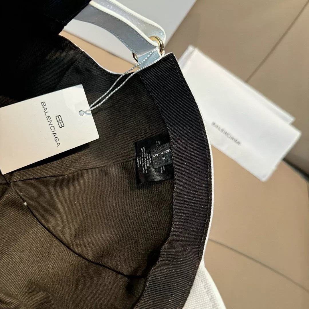 EasyMatch 9960 Balenciaga Caps