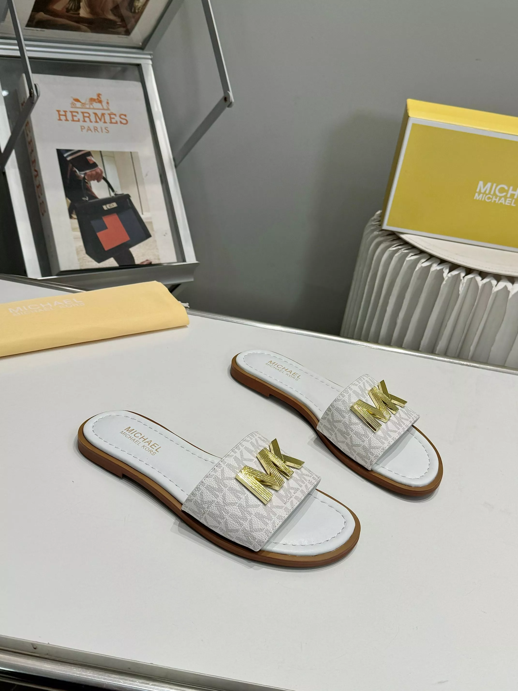 Efficient 1032 Michael Kors Slippers For Women