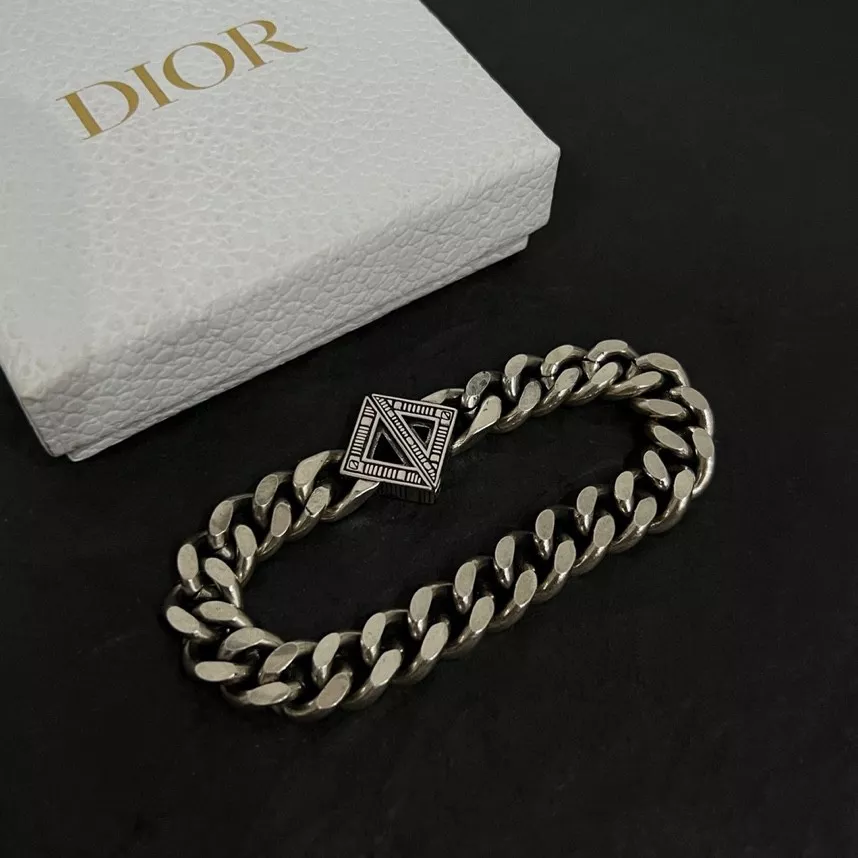 Efficient 1257 Christian Dior Bracelets