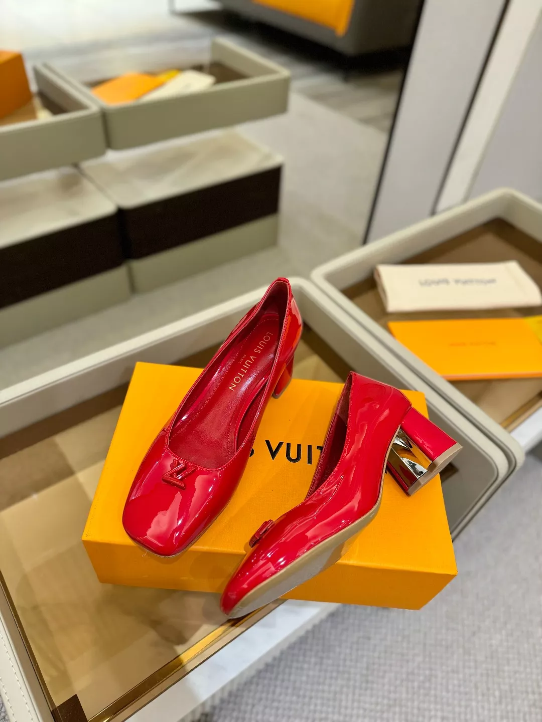 Efficient 1279 Louis Vuitton High-Heeled Shoes For Women