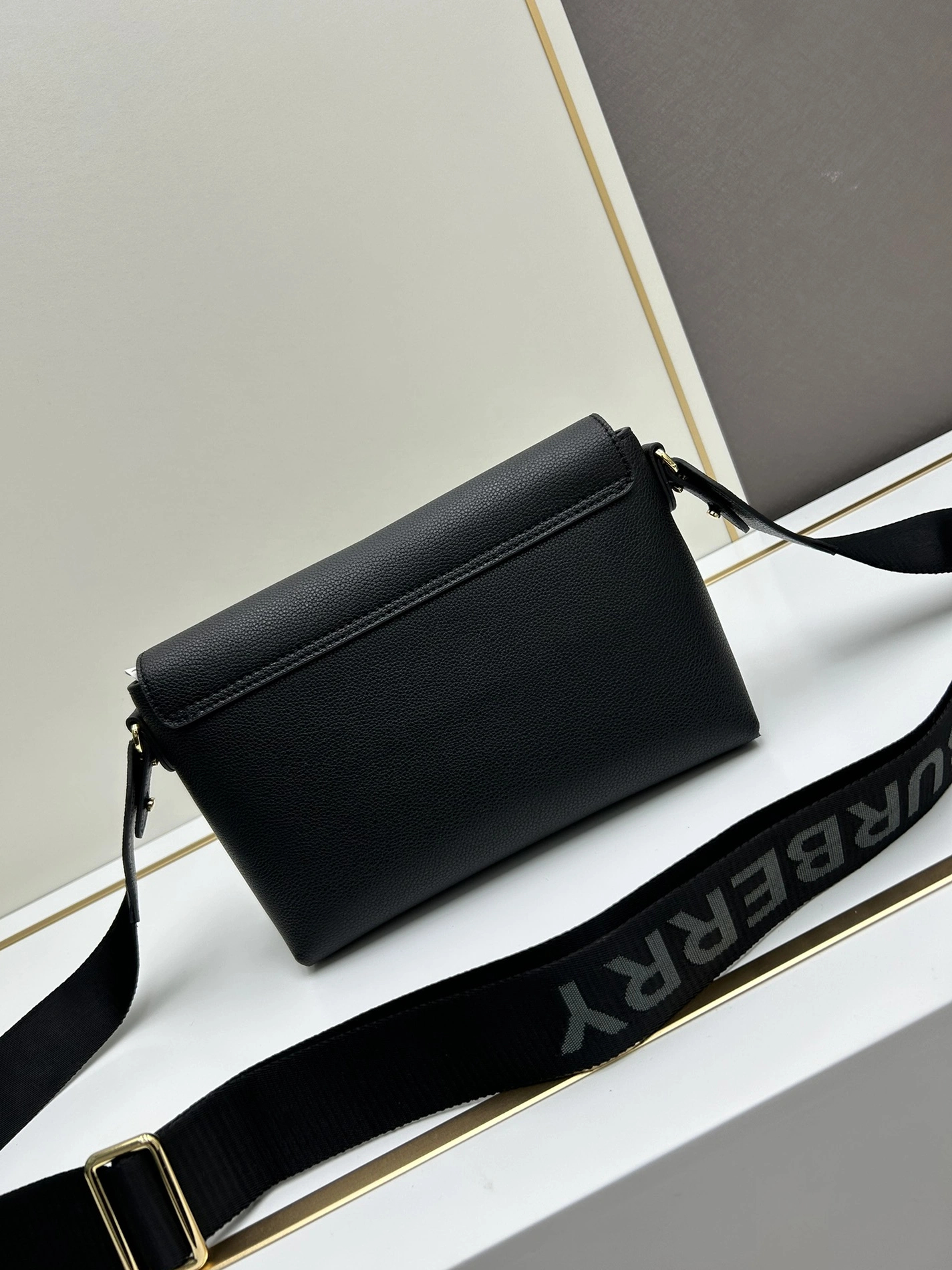 Efficient 1419 Burberry AAA Quality Messenger Bags For Women