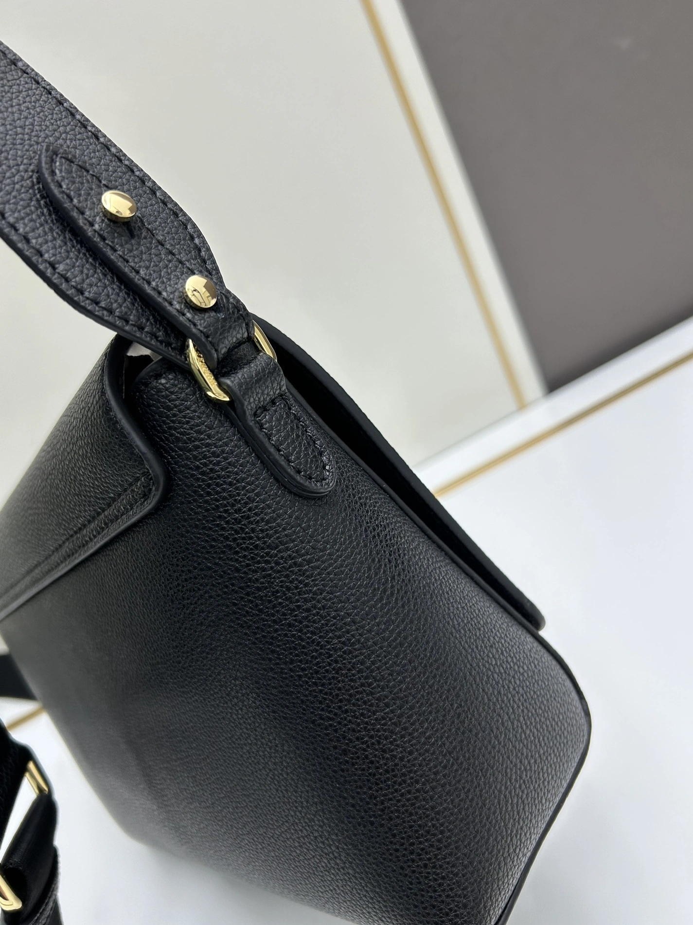 Efficient 1419 Burberry AAA Quality Messenger Bags For Women
