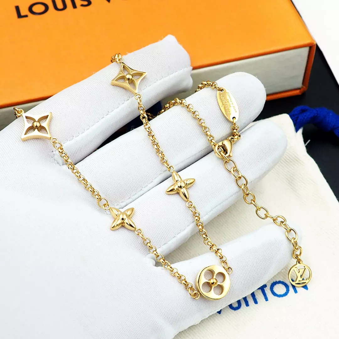 Efficient 149 Louis Vuitton Necklaces