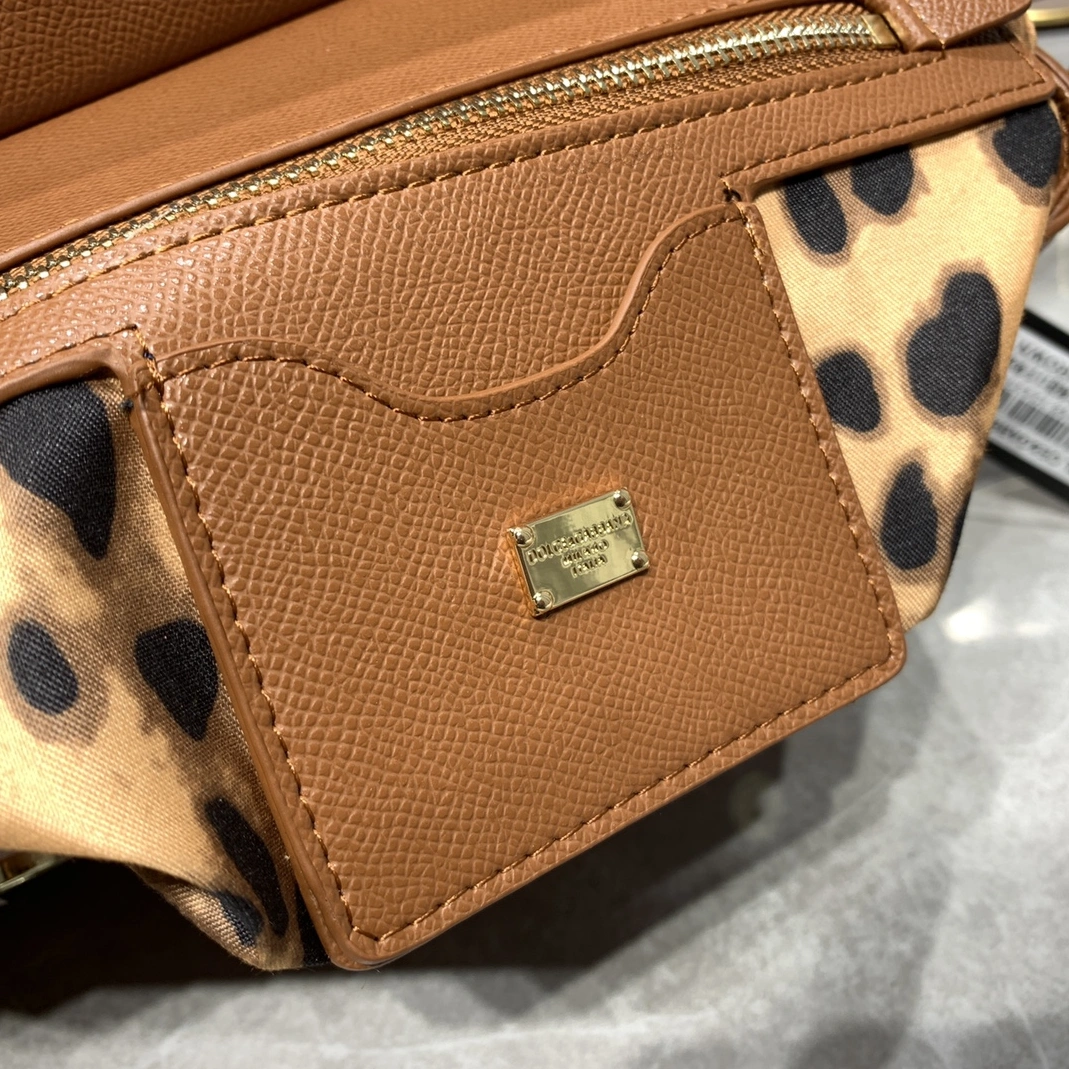 Efficient 1776 Dolce & Gabbana AAA Quality Handbags For Women