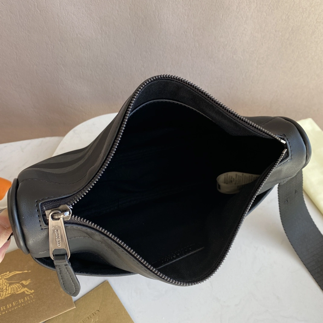 Efficient 1897 Burberry AAA Man Messenger Bags