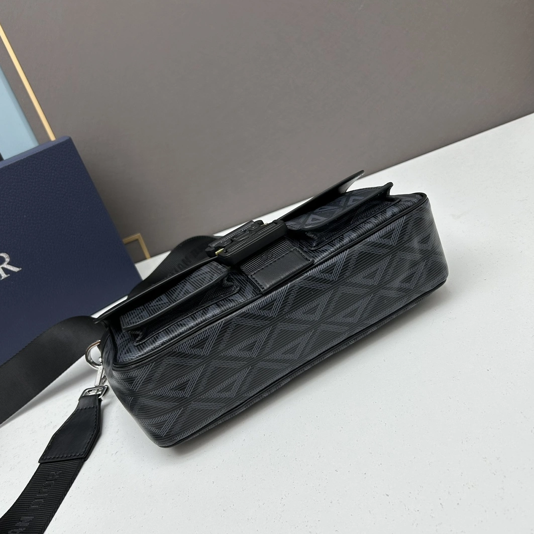 Efficient 2165 Christian Dior AAA Man Messenger Bags