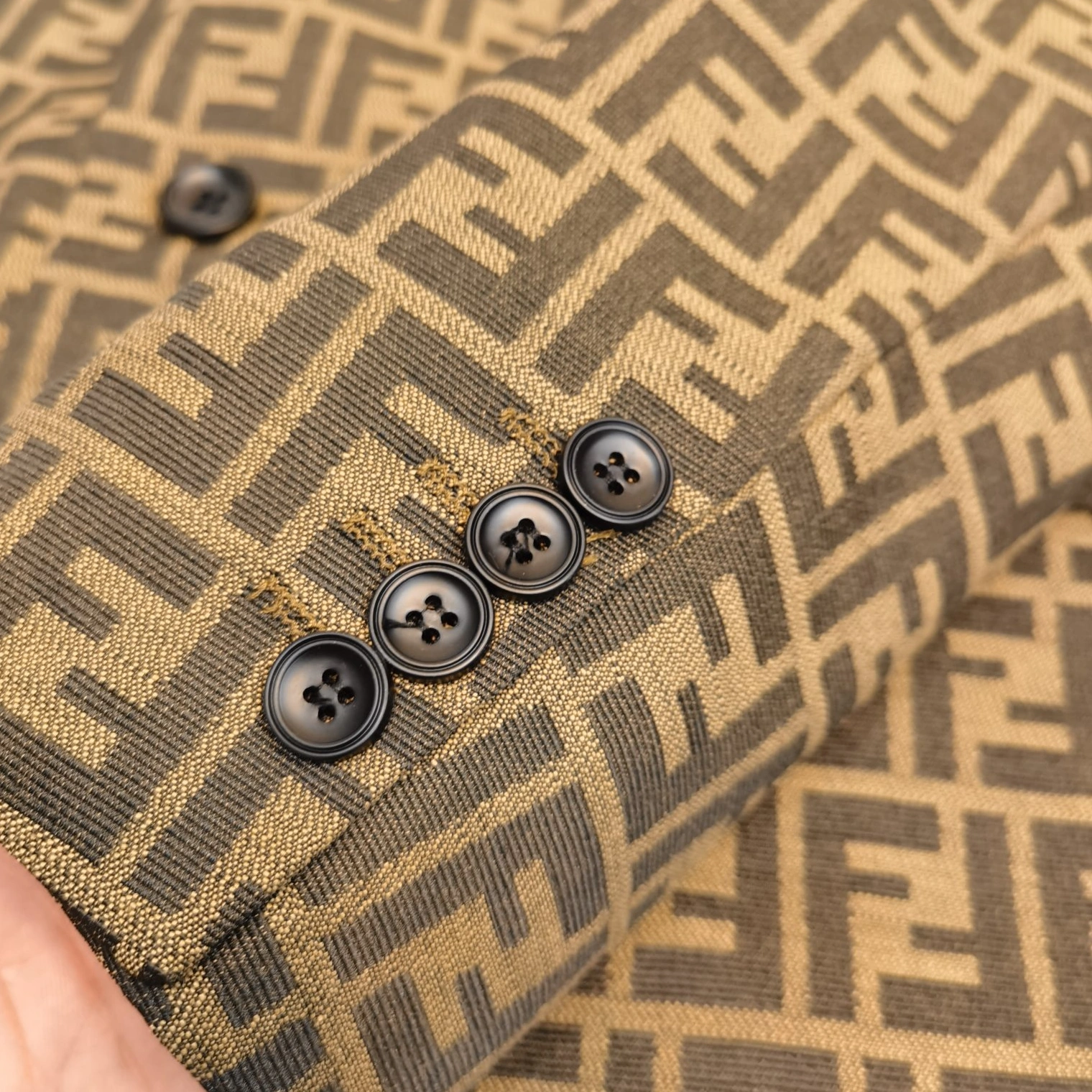 Efficient 2230 Fendi Jackets Long Sleeved For Men