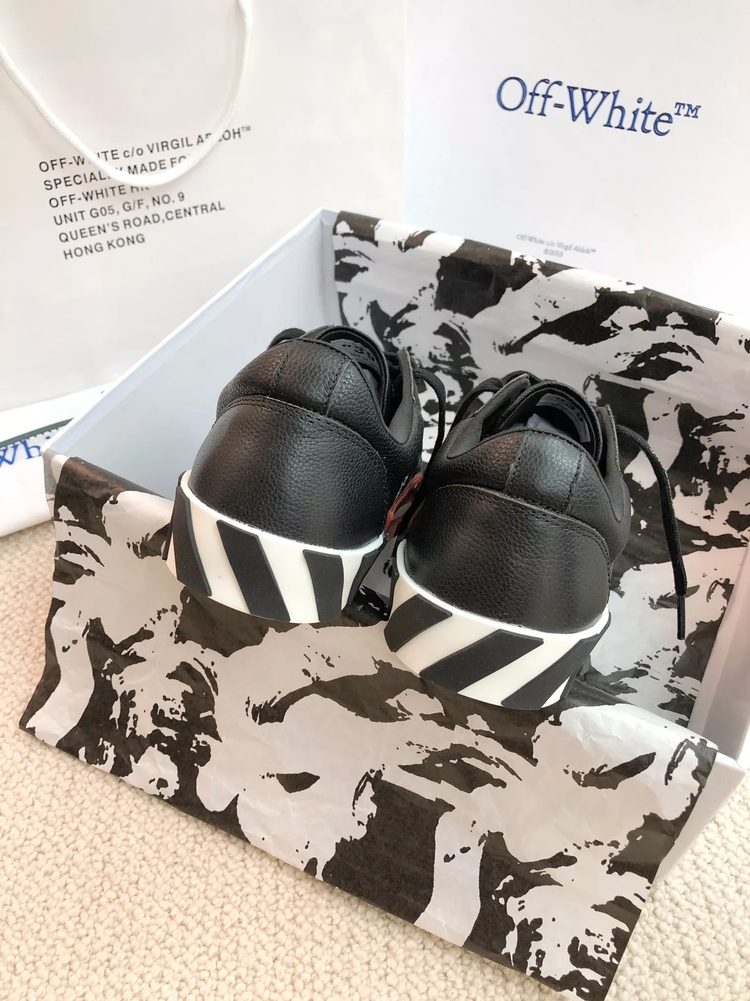 Efficient 2304 Off-White Casual Shoes For Men