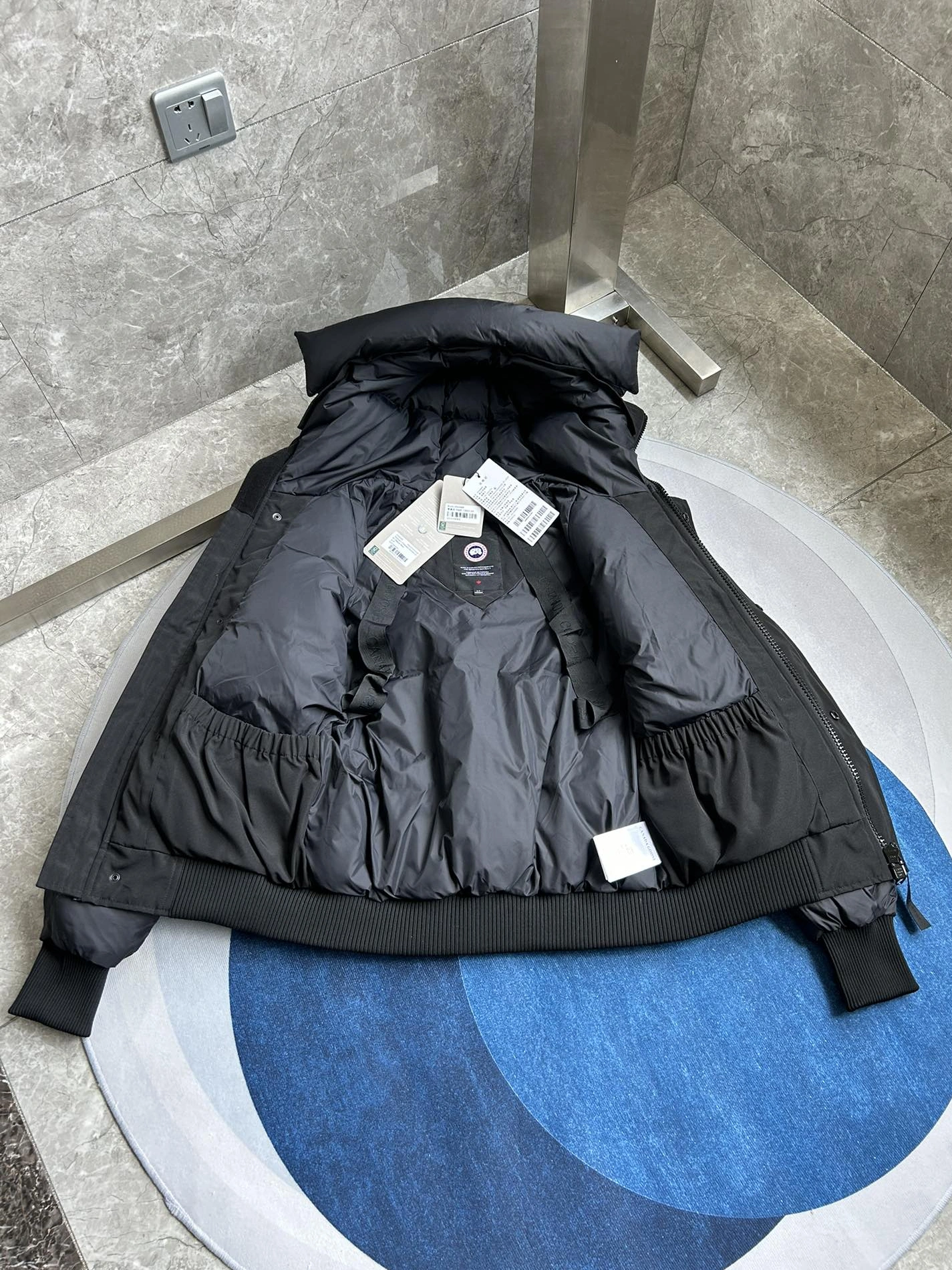 Efficient 2594 Canada Goose Down Feather Coat Long Sleeved For Men