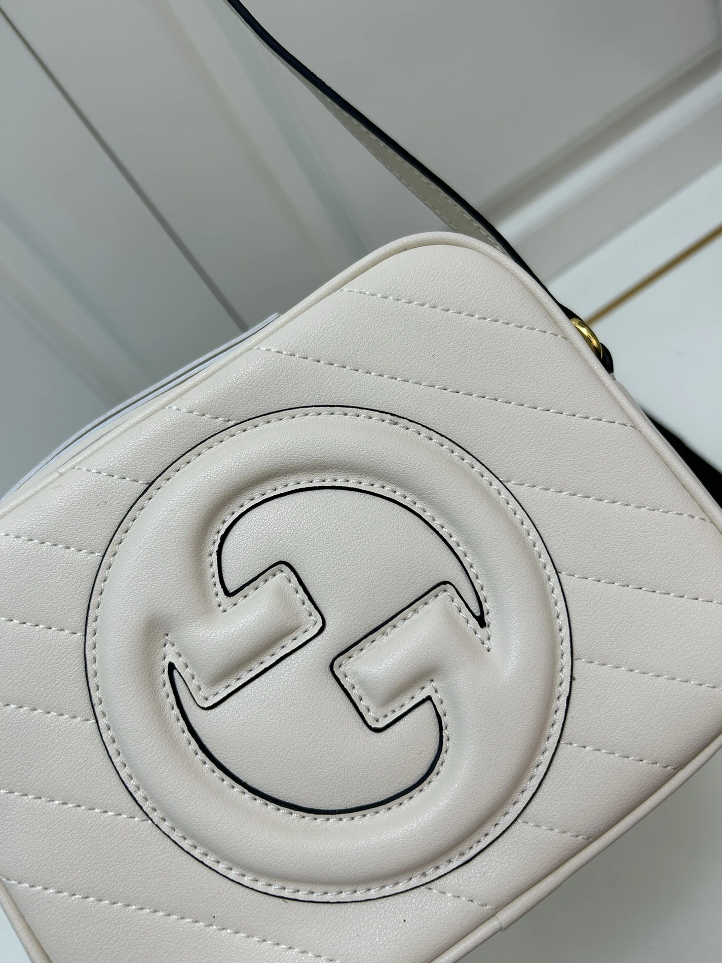 Efficient 2635 Gucci AAA Quality Messenger Bags For Women