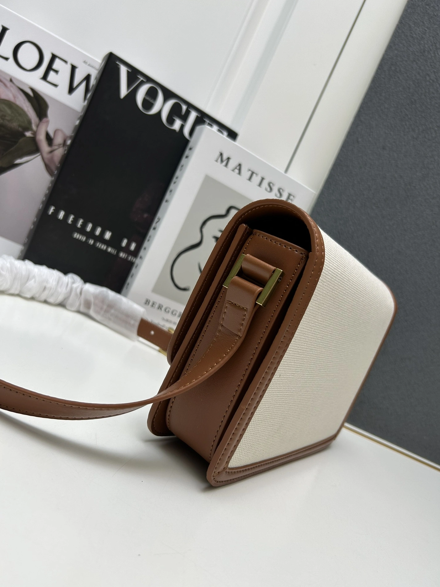Efficient 2990 Yves Saint Laurent YSL AAA Quality Messenger Bags For Women