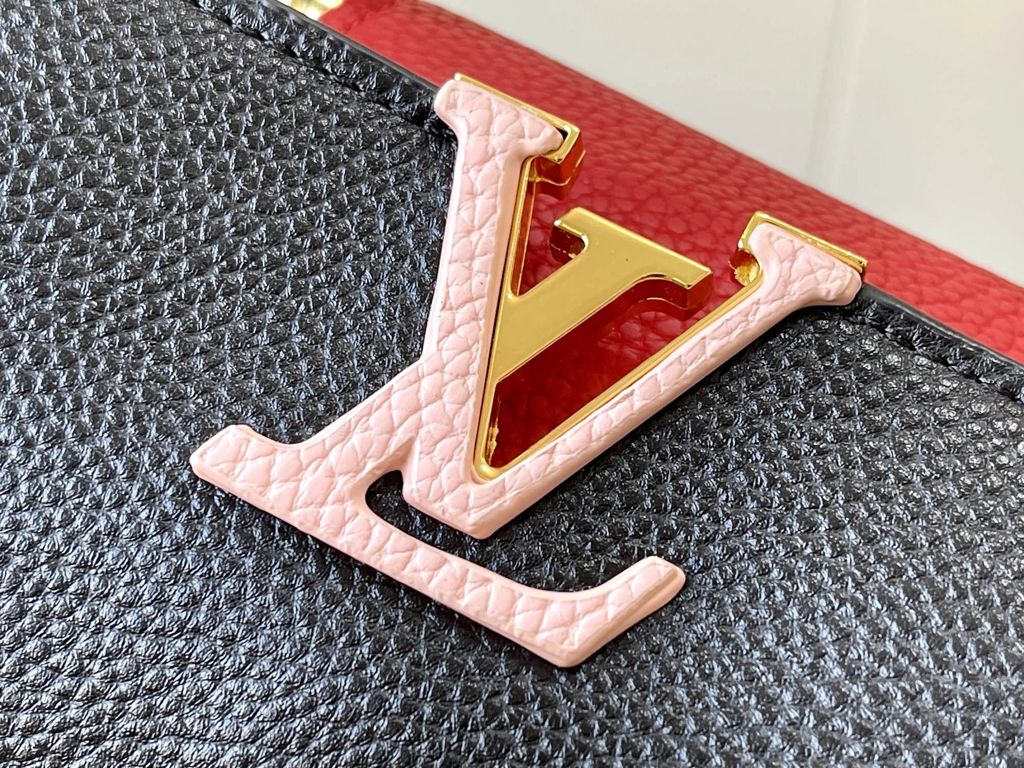 Efficient 3024 Louis Vuitton AAA Quality Messenger Bags For Women