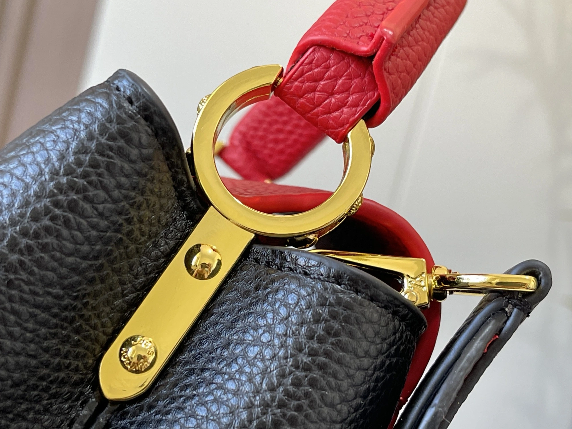 Efficient 3024 Louis Vuitton AAA Quality Messenger Bags For Women