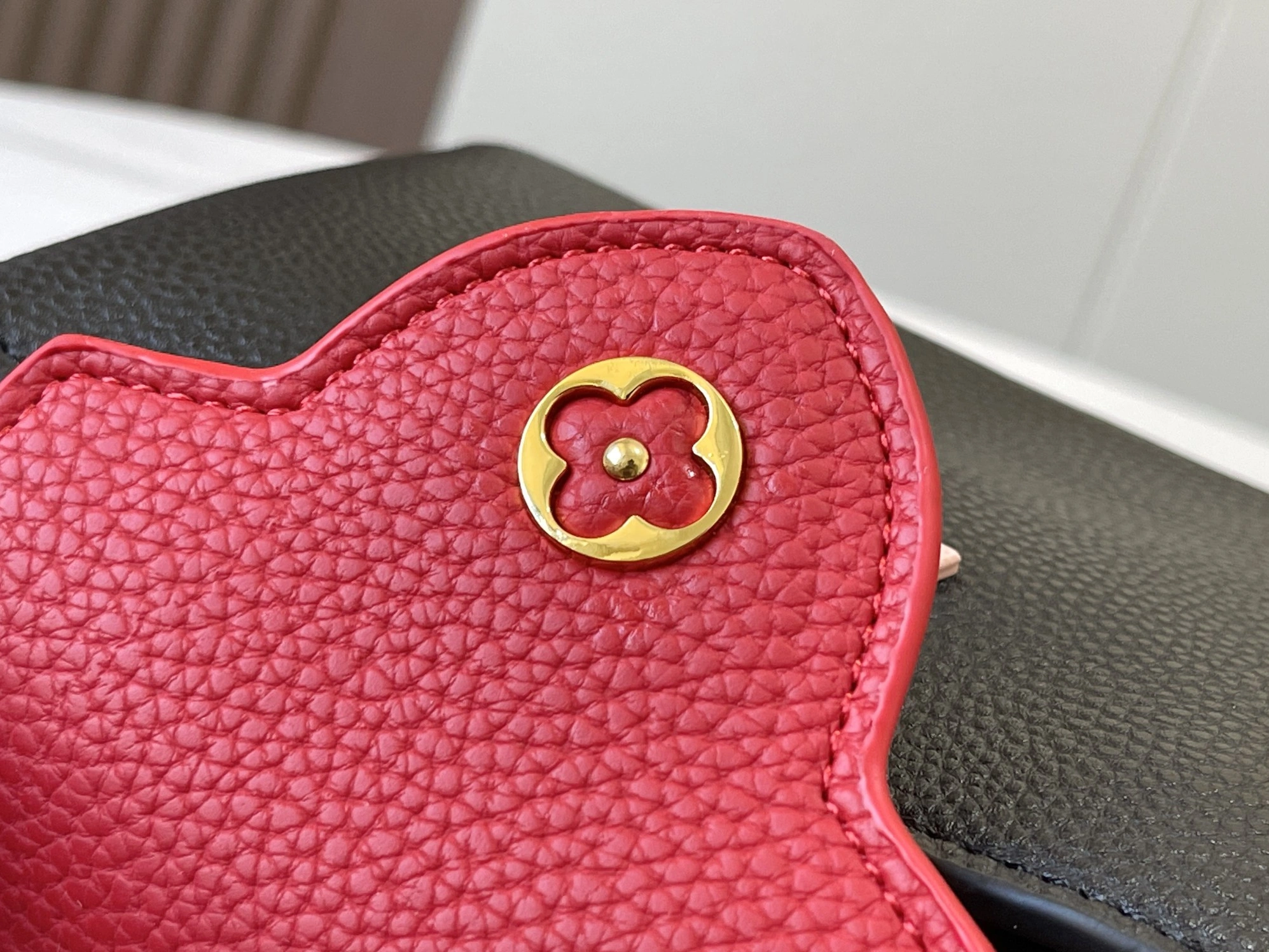 Efficient 3024 Louis Vuitton AAA Quality Messenger Bags For Women