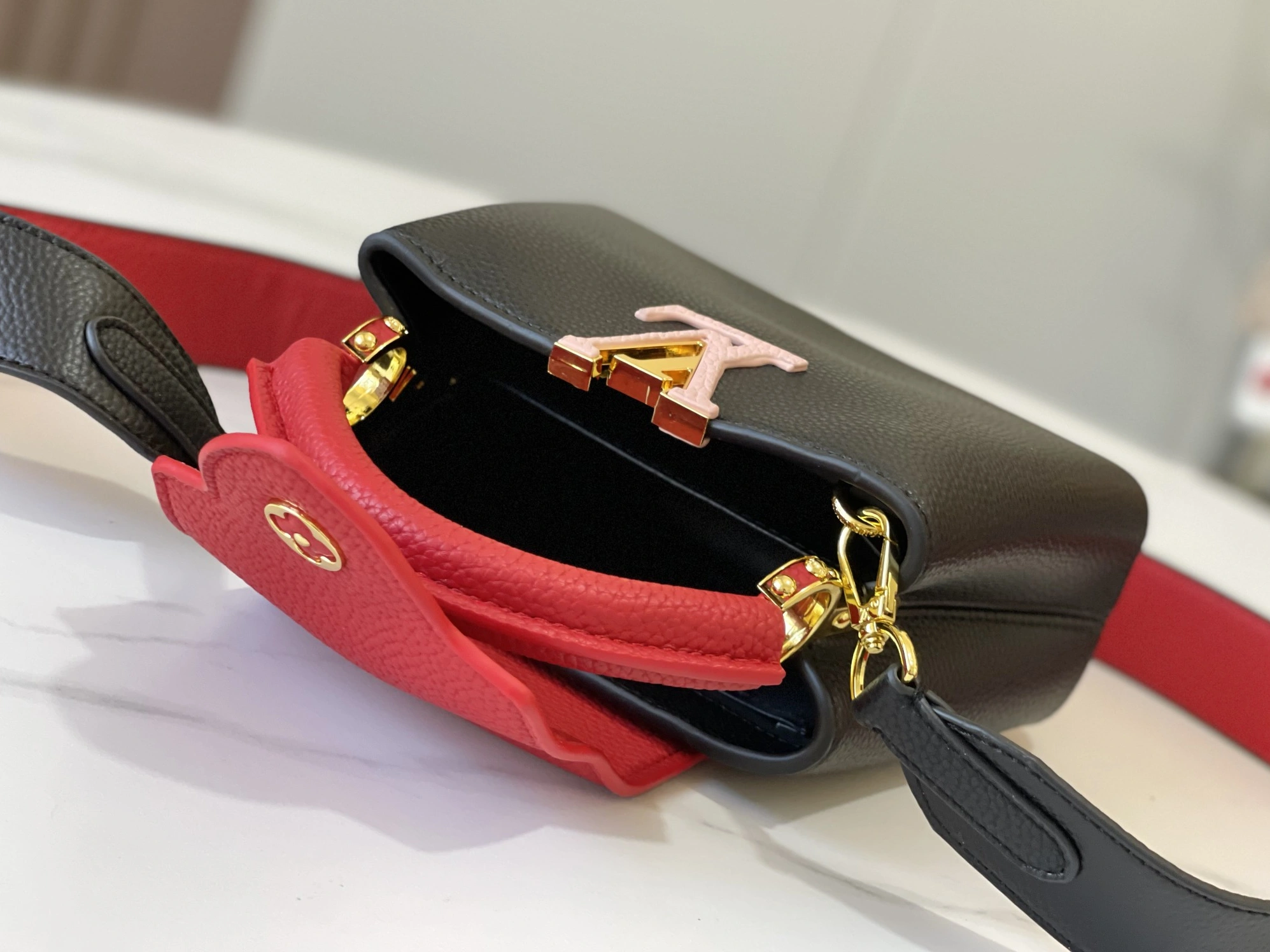 Efficient 3024 Louis Vuitton AAA Quality Messenger Bags For Women