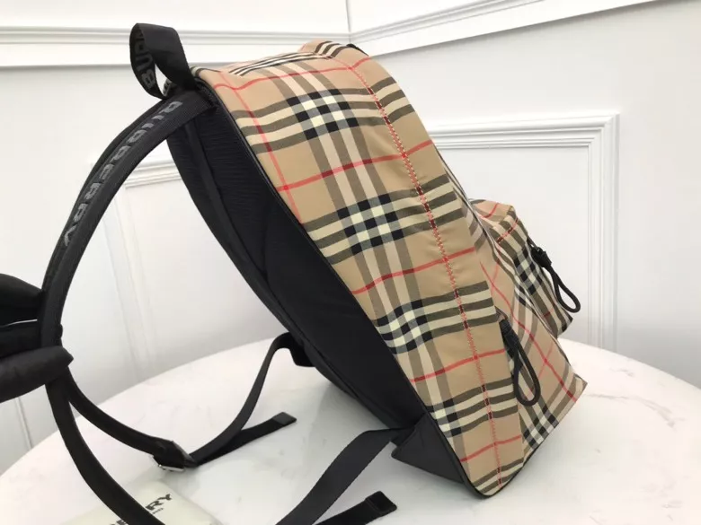 Efficient 3141 Burberry AAA Man Backpacks