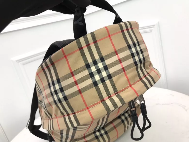 Efficient 3141 Burberry AAA Man Backpacks