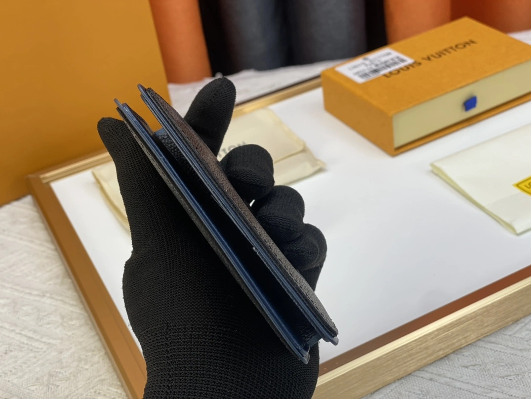 Efficient 3294 Louis Vuitton LV Card Case For Unisex