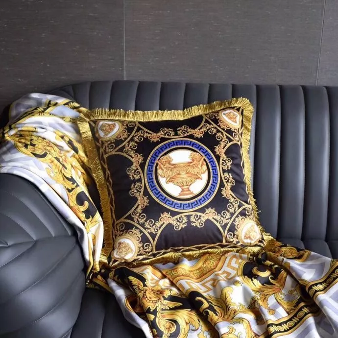 Efficient 3467 Versace Cushion