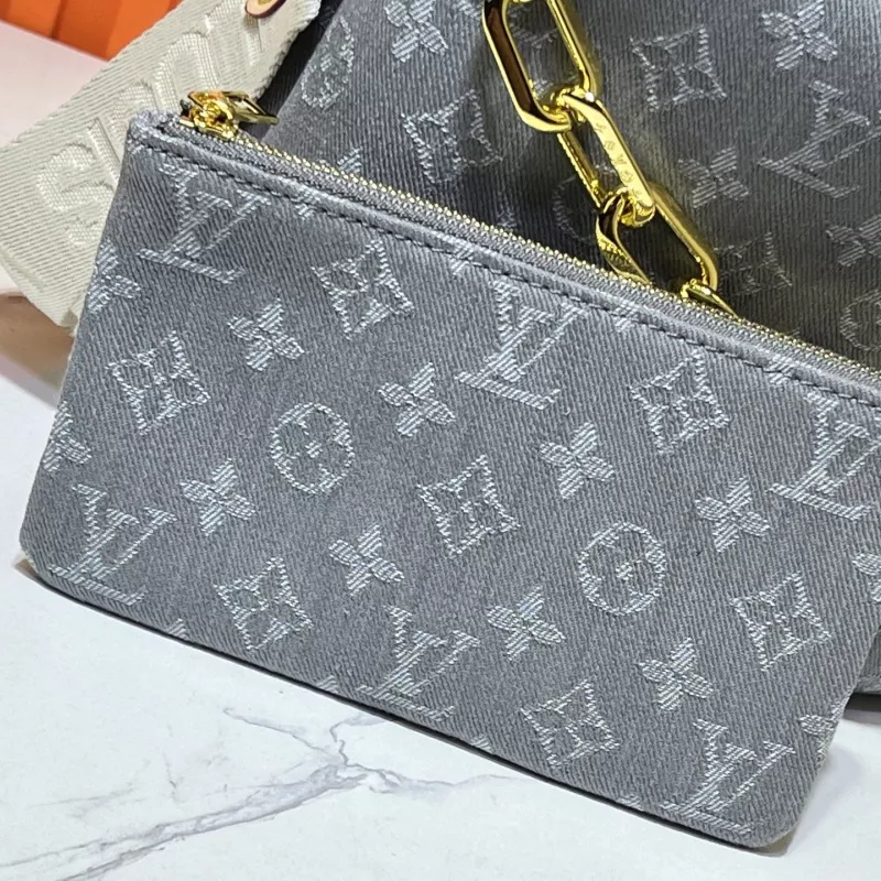 Efficient 3610 Louis Vuitton AAA Quality Messenger Bags For Women
