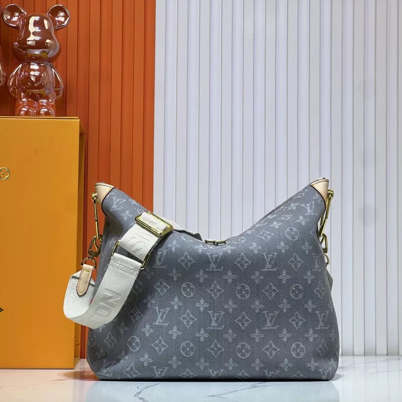 Efficient 3610 Louis Vuitton AAA Quality Messenger Bags For Women