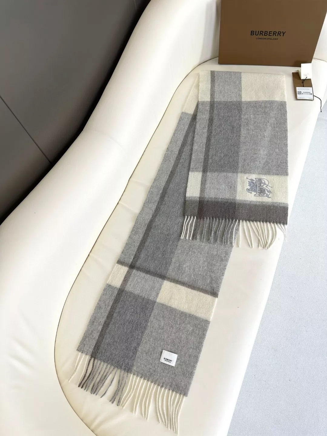 Efficient 3814 Burberry Scarf For Women