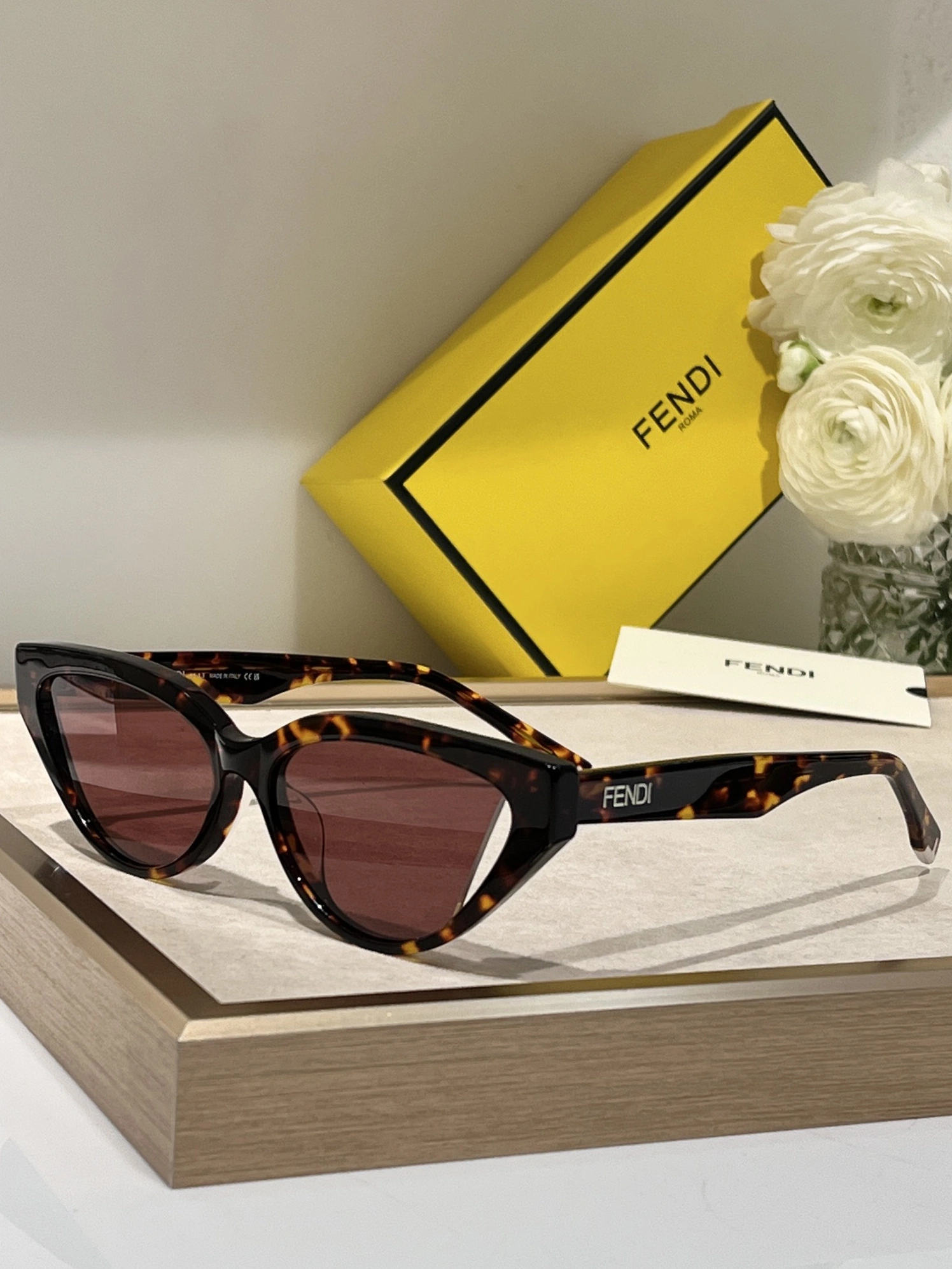 Efficient 3822 Fendi AAA Quality Sunglasses
