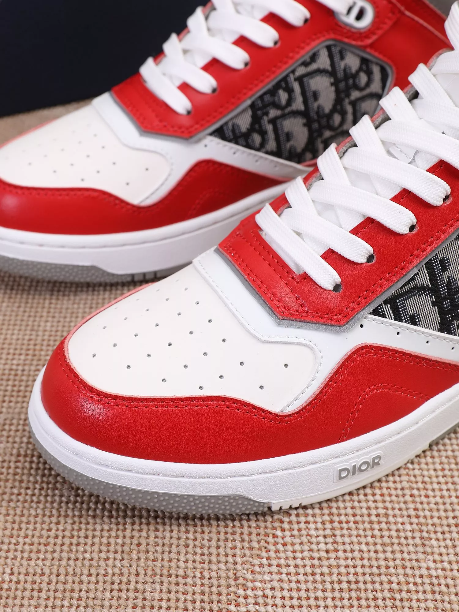 Efficient 3919 Christian Dior High Top Shoes For Men