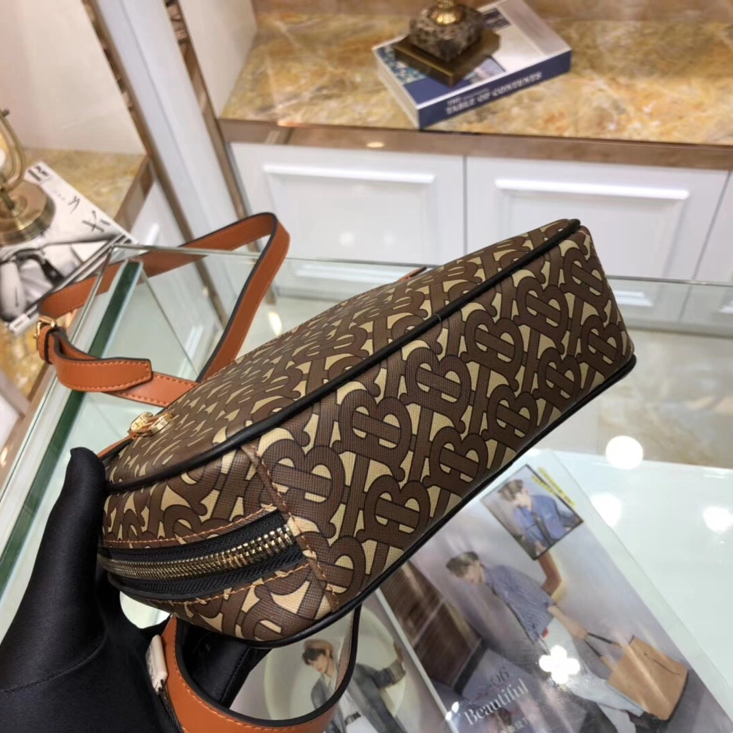 Efficient 4104 Burberry AAA Man Messenger Bags