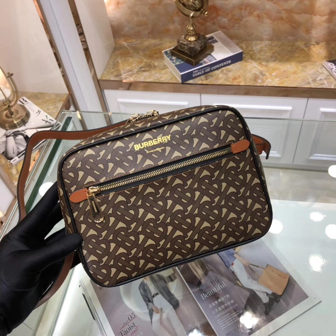 Efficient 4104 Burberry AAA Man Messenger Bags