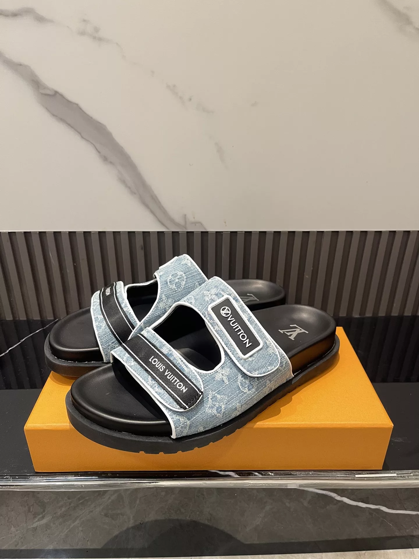 Efficient 4239 Louis Vuitton Slippers For Men