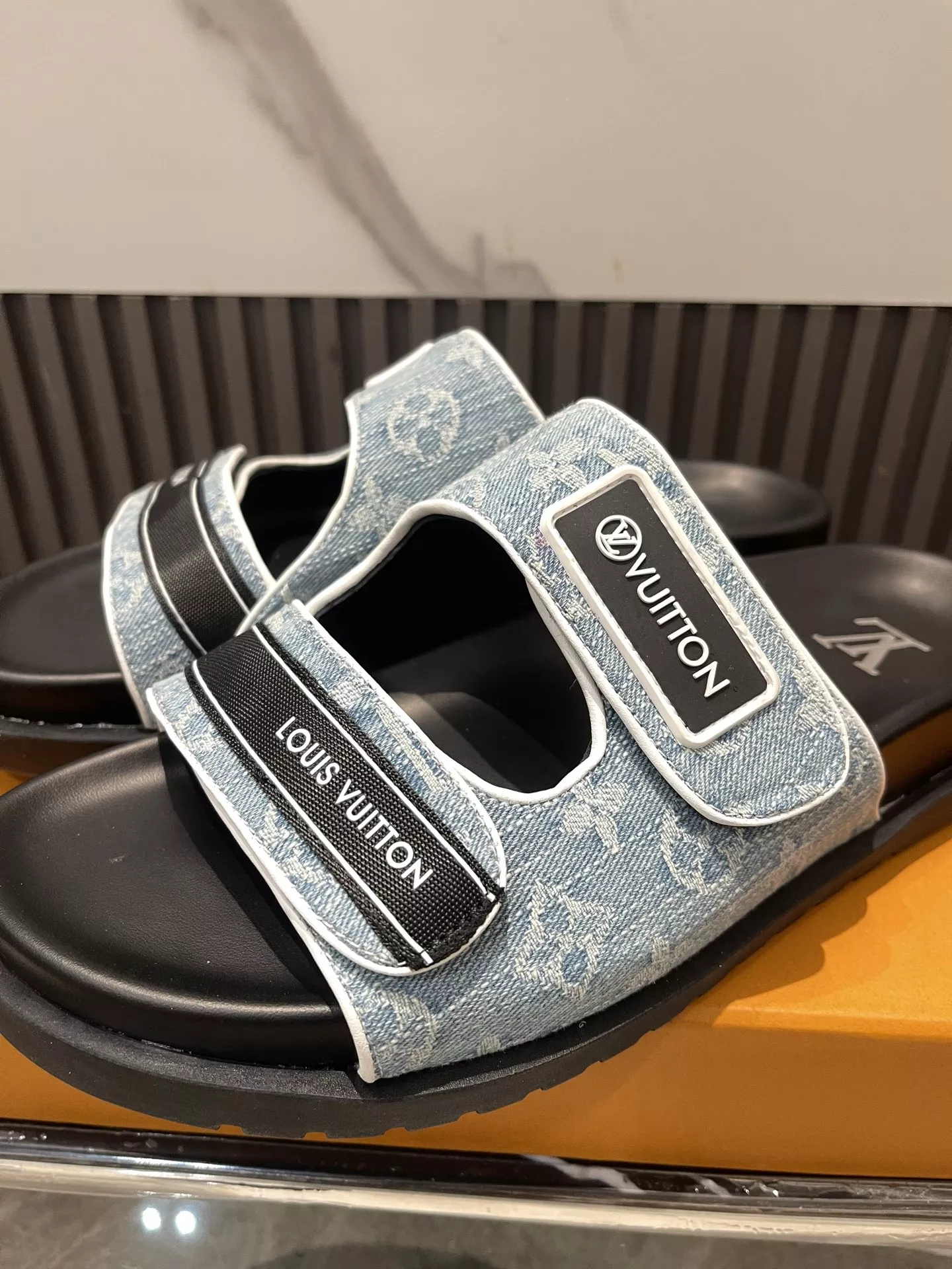 Efficient 4239 Louis Vuitton Slippers For Men