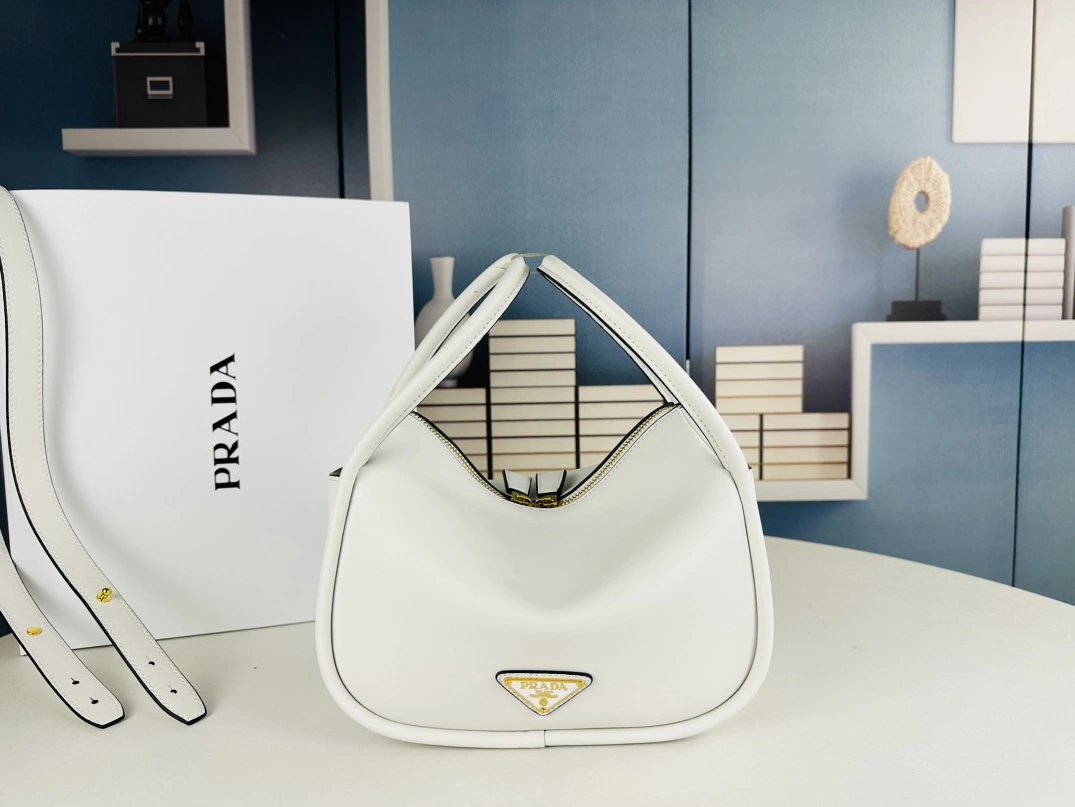 Efficient 4258 Prada AAA Quality Handbags