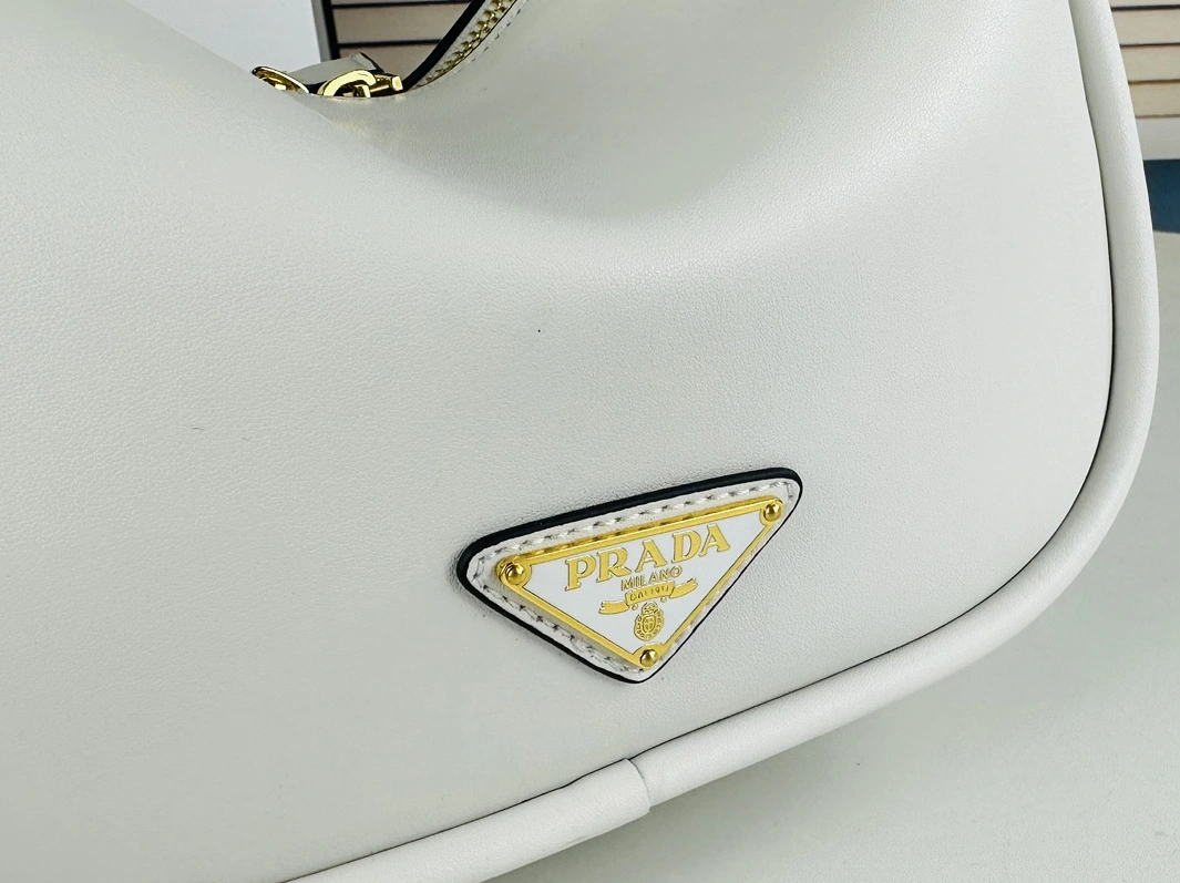 Efficient 4258 Prada AAA Quality Handbags