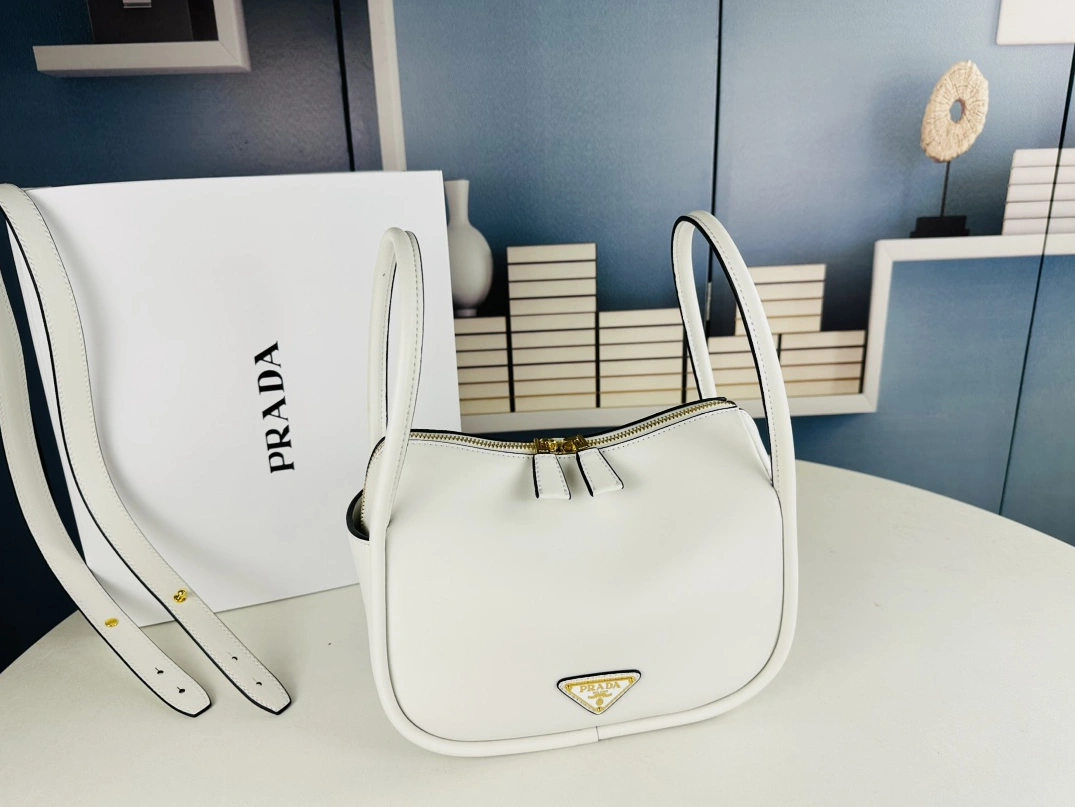 Efficient 4258 Prada AAA Quality Handbags