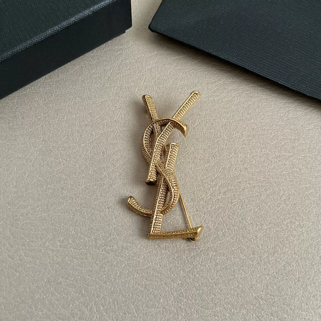 Efficient 4304 Yves Saint Laurent Brooches For Women