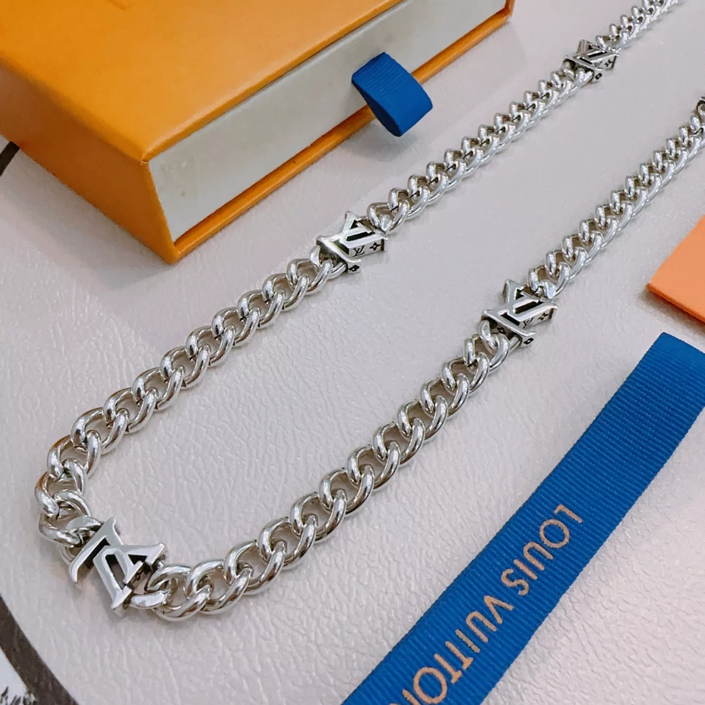 Efficient 4470 Louis Vuitton Necklaces
