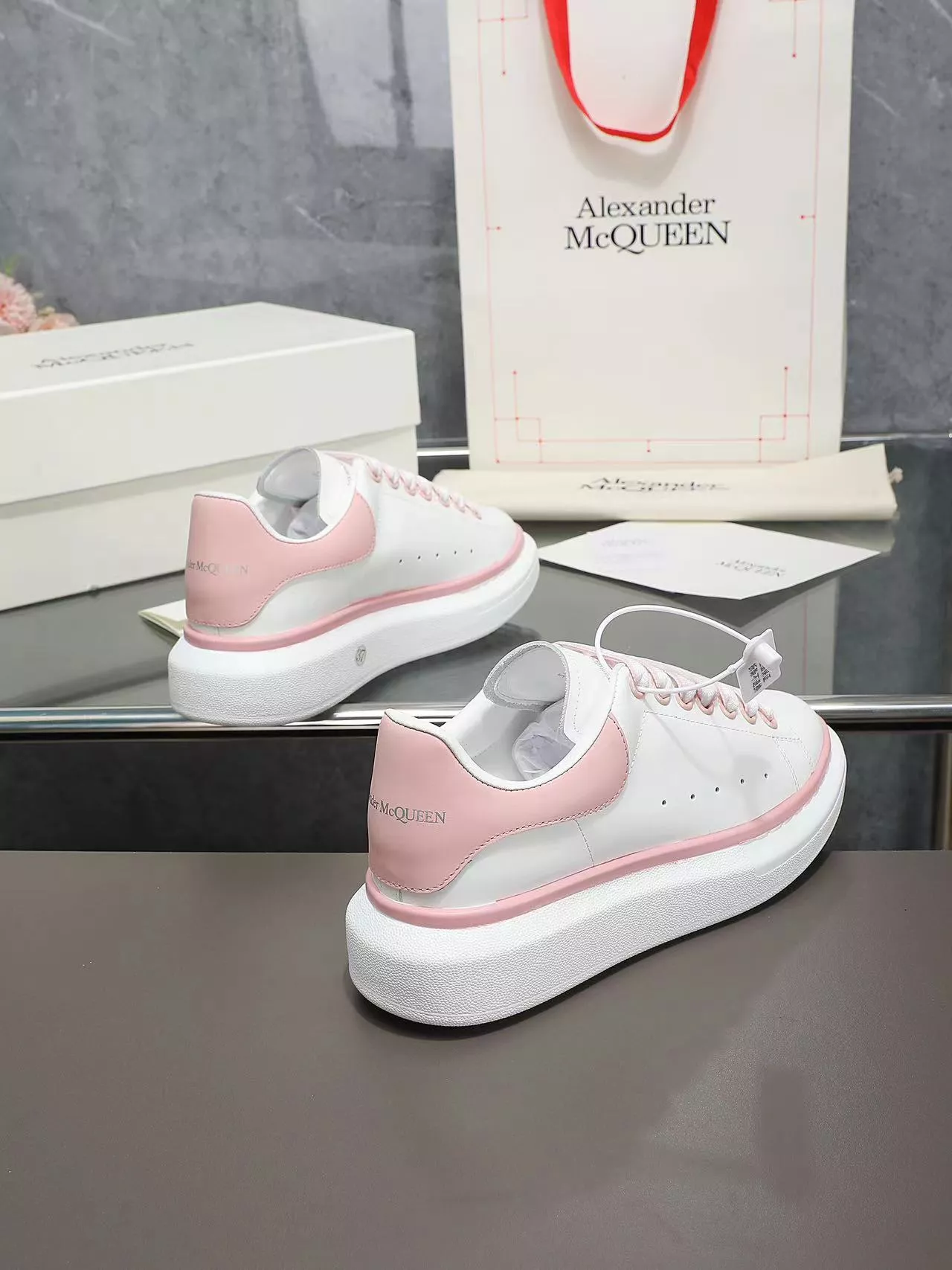 Efficient 4675 Alexander McQueen Casual Shoes For Women