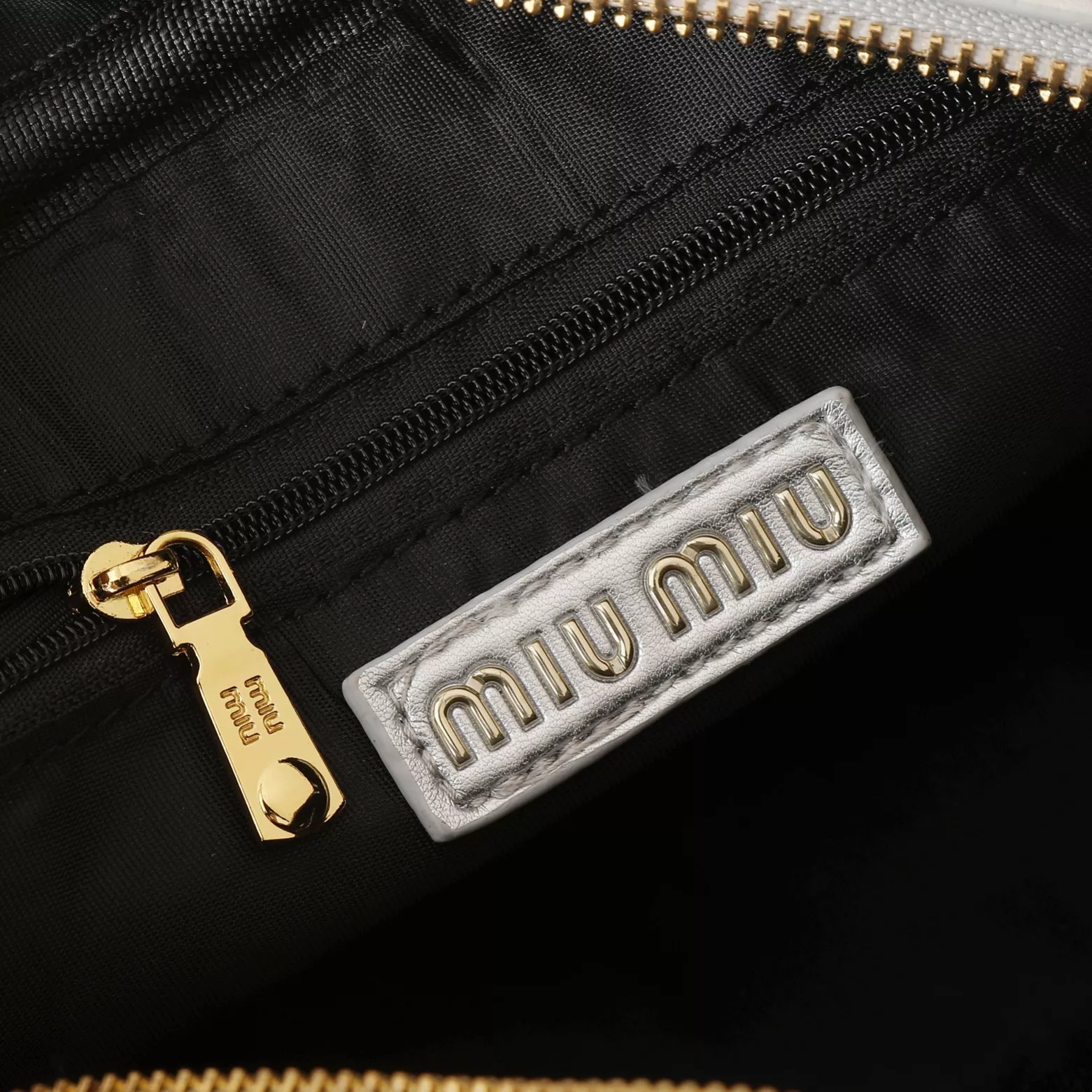 Efficient 4790 MIU MIU AAA Quality Handbags For Women