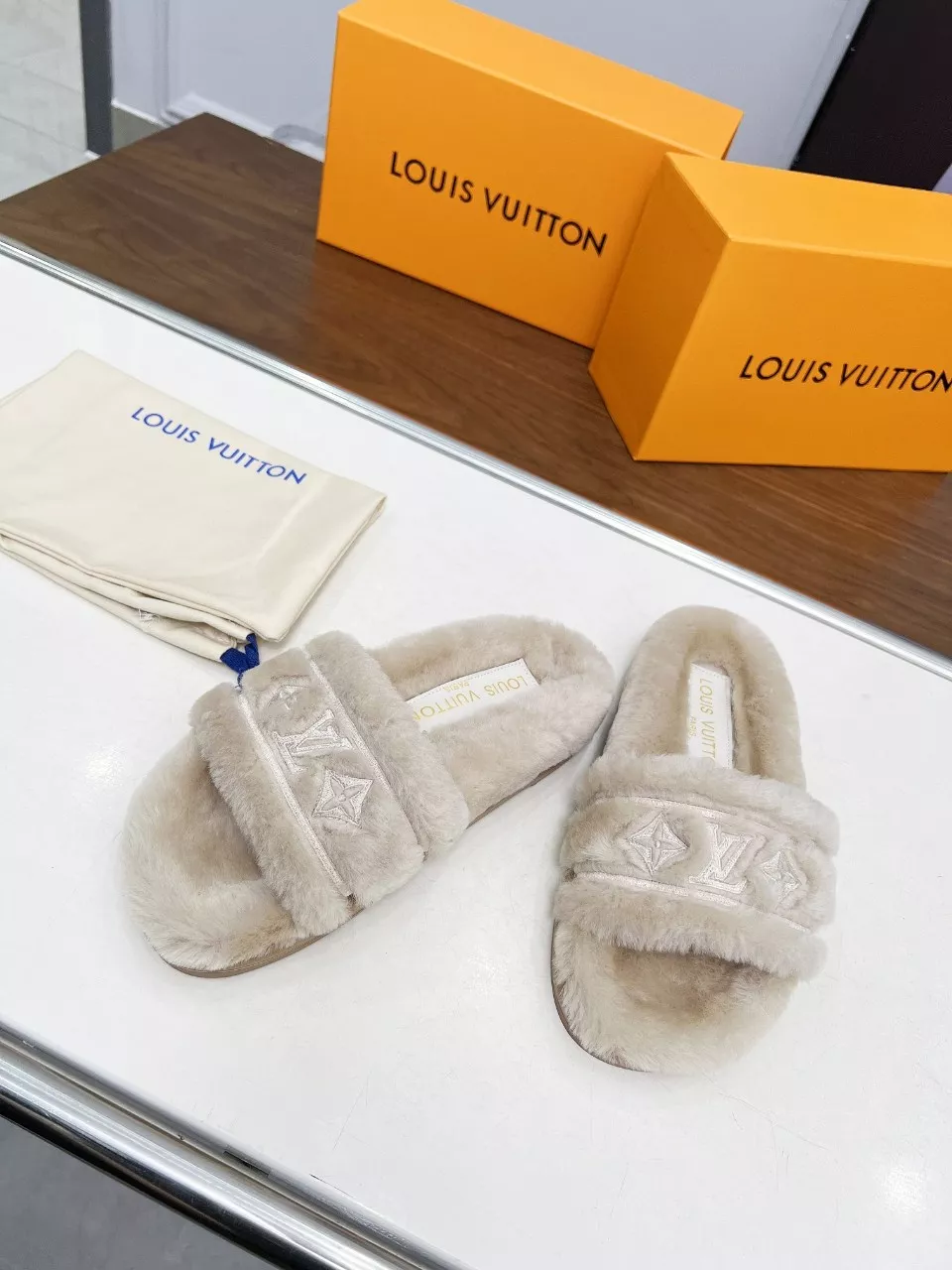 Efficient 4834 Louis Vuitton Slippers For Women