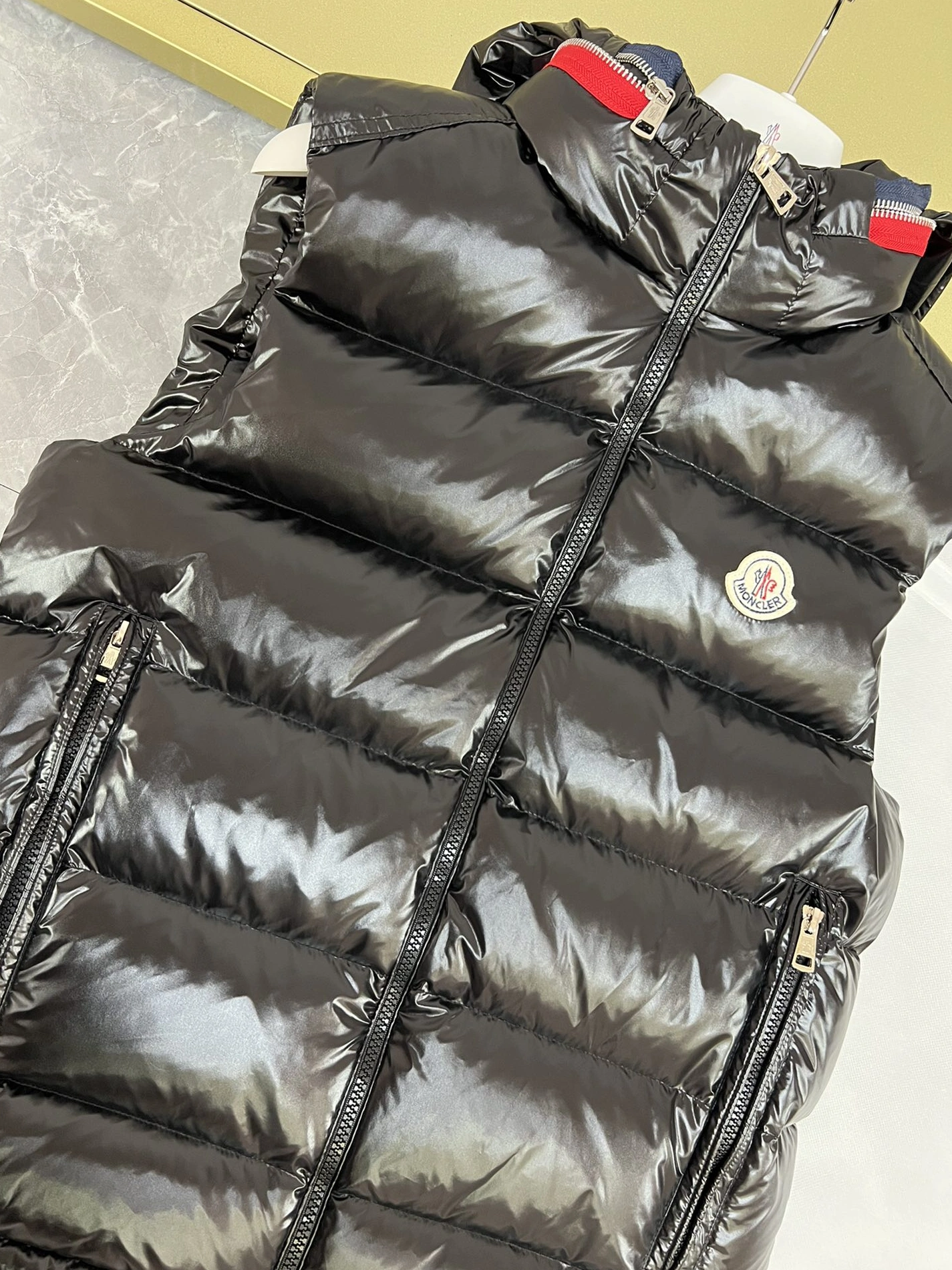 Efficient 4948 Moncler Down Feather Coat Sleeveless For Men
