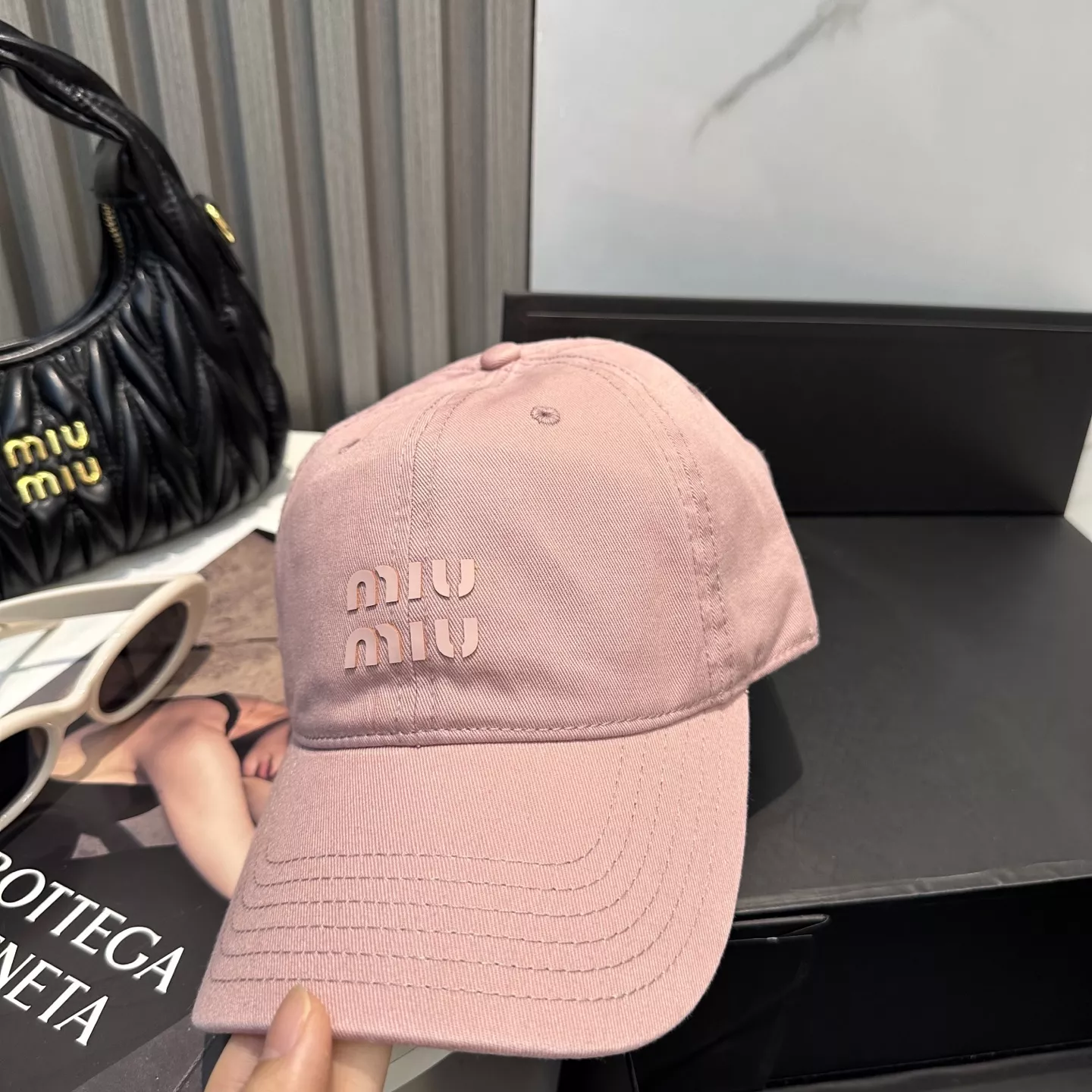 Efficient 4954 MIU MIU Caps