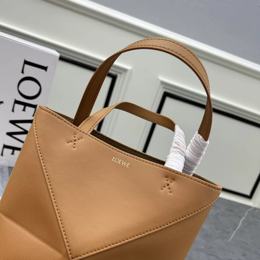Efficient 512 LOEWE AAA Quality Shoulder Bags For Women